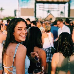 Meet your Posher, Nica